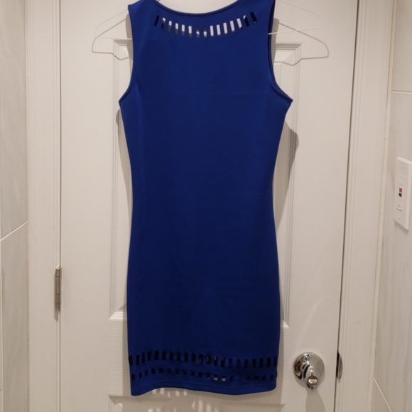 Mini dress - Picture 4 of 4